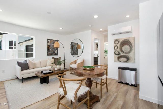 1564 Coolidge Avenue, Pasadena, CA 91104