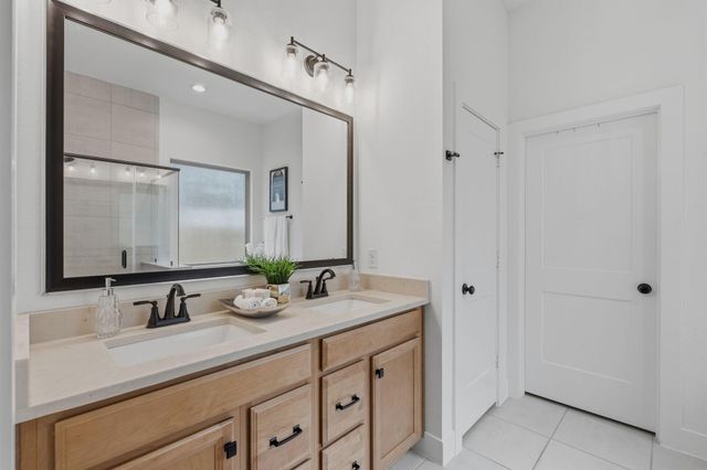 312 Mullins Court, Montgomery, TX 77316