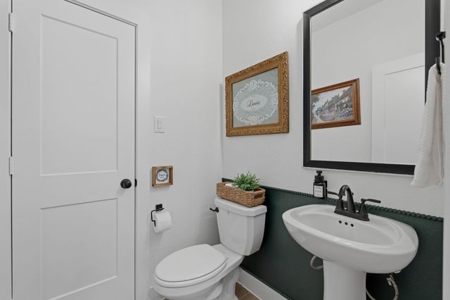 312 Mullins Court, Montgomery, TX 77316