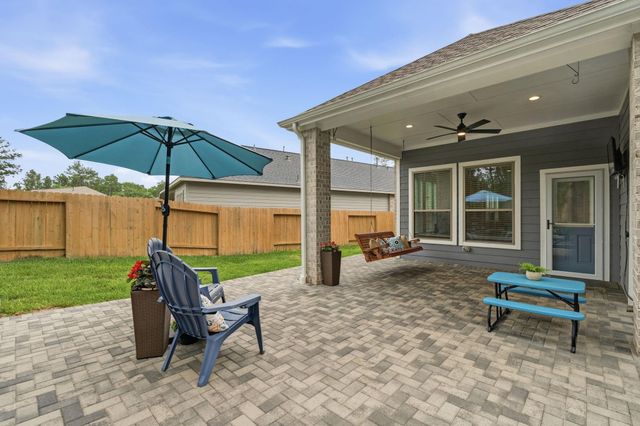 312 Mullins Court, Montgomery, TX 77316