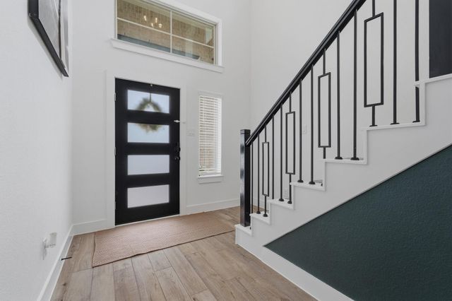 312 Mullins Court, Montgomery, TX 77316