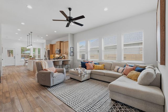 312 Mullins Court, Montgomery, TX 77316