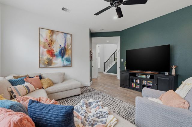 312 Mullins Court, Montgomery, TX 77316