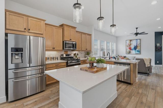 312 Mullins Court, Montgomery, TX 77316
