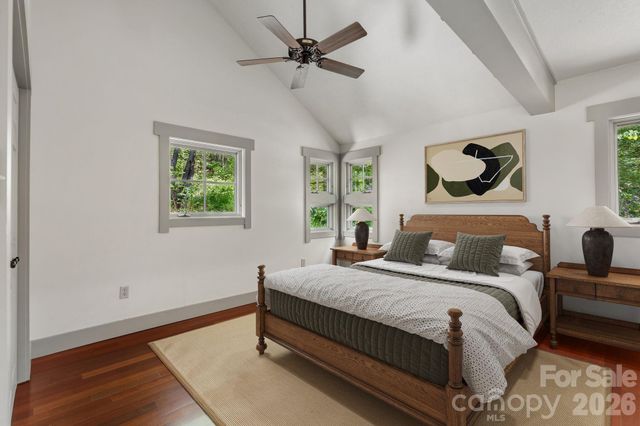 144 Pegg Road, Barnardsville, NC 28709