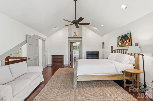 144 Pegg Road, Barnardsville, NC 28709