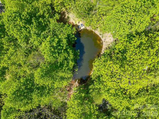144 Pegg Road, Barnardsville, NC 28709
