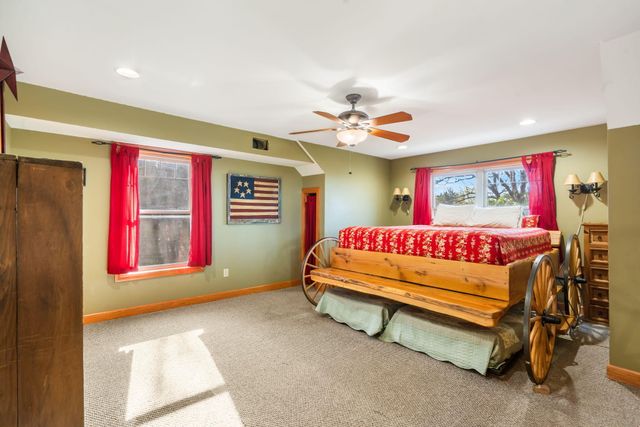 478 White Rockbluff Drive, Branson West, MO 65737