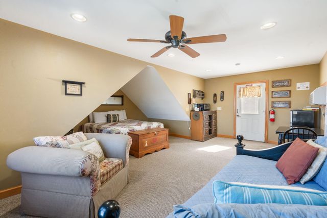 478 White Rockbluff Drive, Branson West, MO 65737