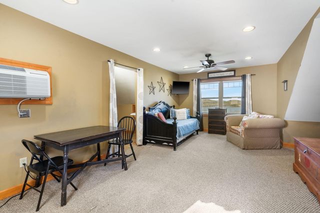 478 White Rockbluff Drive, Branson West, MO 65737