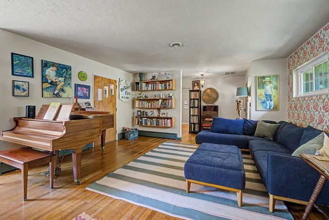 1310 Spillan Road 1310 Spillan Road, Yellow Springs, OH 45387