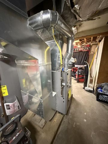 421 N 3RD AVENUE, Wausau, WI 54401