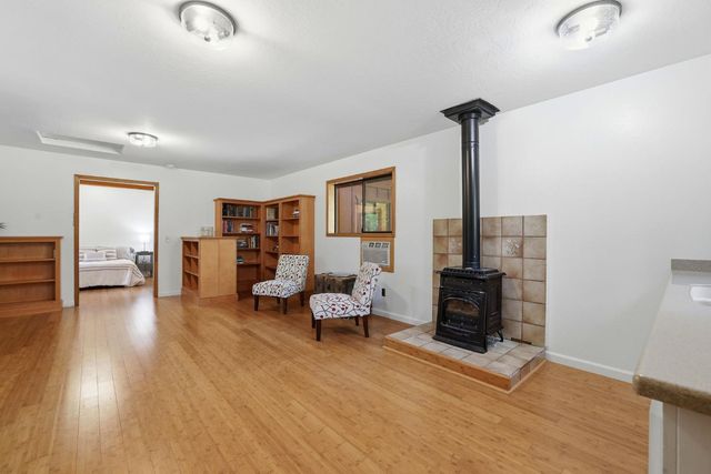 17889 Douglas Rd, Nevada City, CA 95959