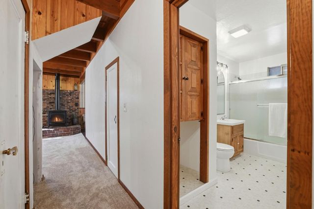 17889 Douglas Rd, Nevada City, CA 95959