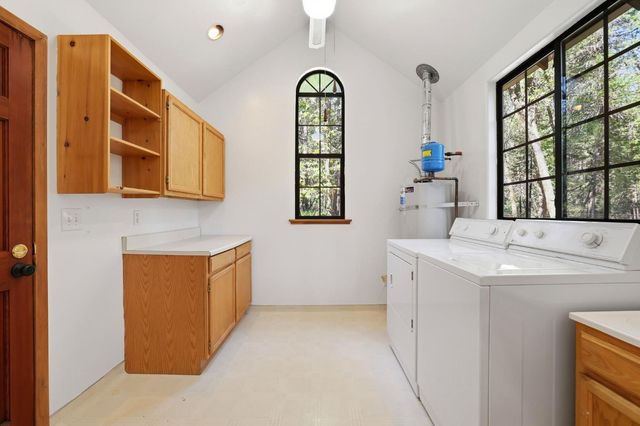17889 Douglas Rd, Nevada City, CA 95959