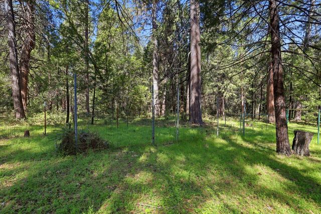 17889 Douglas Rd, Nevada City, CA 95959