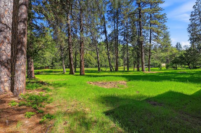 17889 Douglas Rd, Nevada City, CA 95959