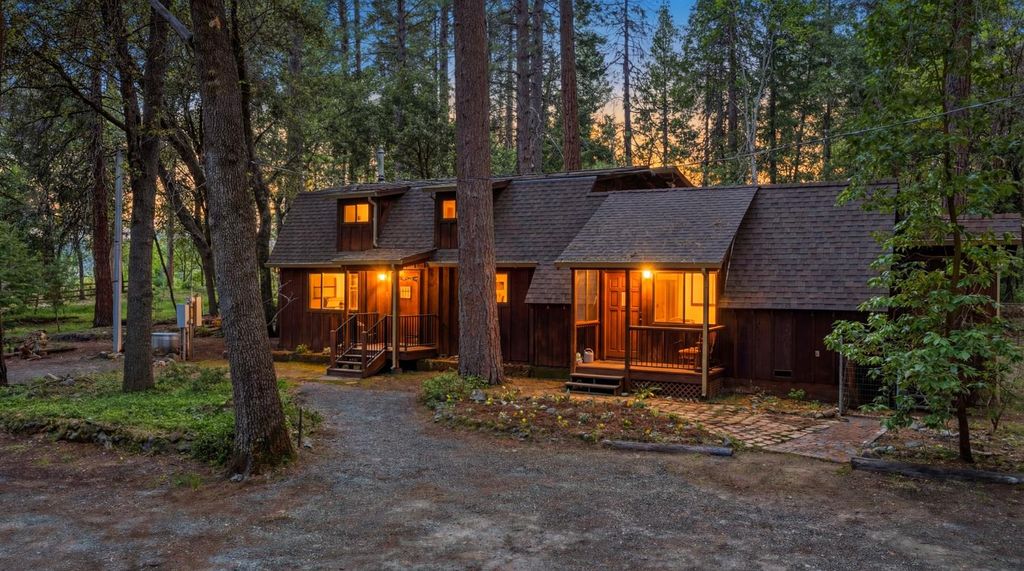 17889 Douglas Rd, Nevada City, CA 95959