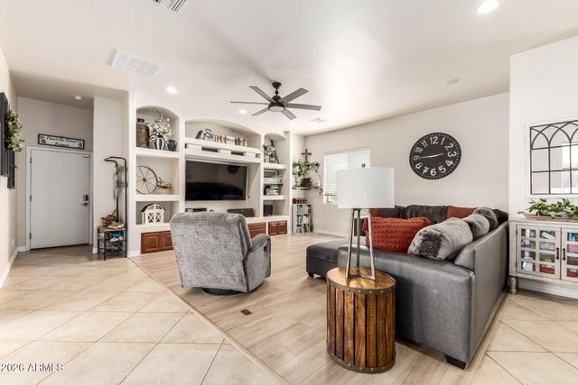 2945 W OLNEY Avenue, Laveen, AZ 85339