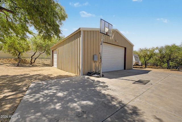 2945 W OLNEY Avenue, Laveen, AZ 85339