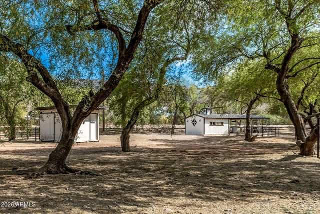 2945 W OLNEY Avenue, Laveen, AZ 85339
