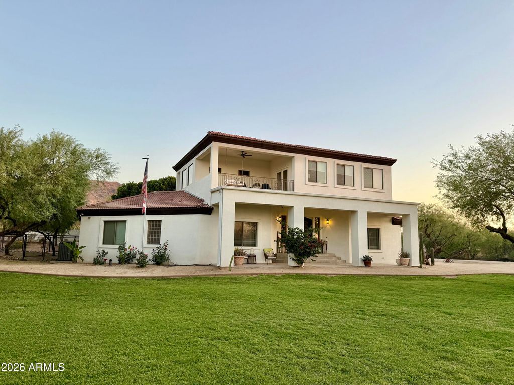 2945 W OLNEY Avenue, Laveen, AZ 85339