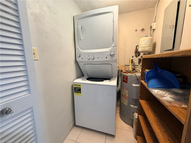 1608 SE 28th TER A28, Cape Coral, FL 33904