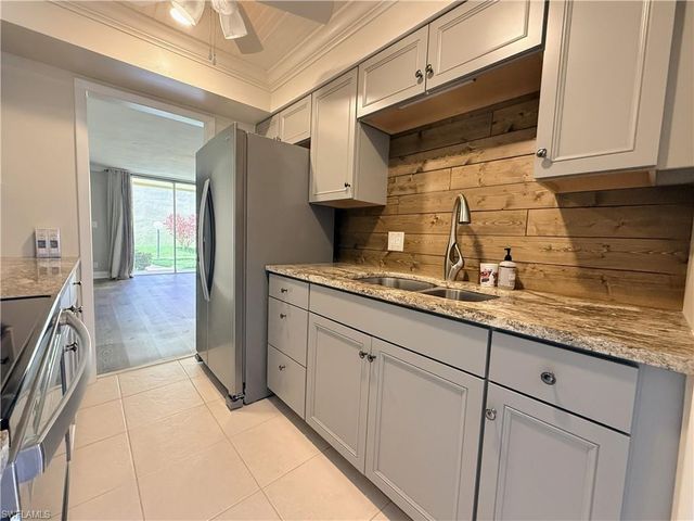 1608 SE 28th TER A28, Cape Coral, FL 33904