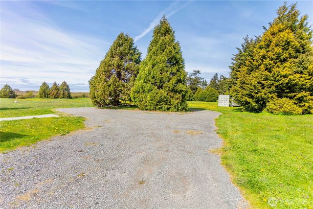 26987 State Route 20, Oak Harbor, WA 98277