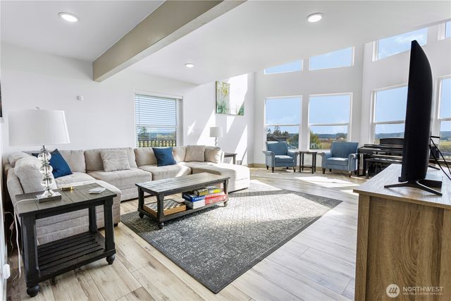 26987 State Route 20, Oak Harbor, WA 98277
