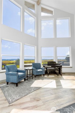 26987 State Route 20, Oak Harbor, WA 98277