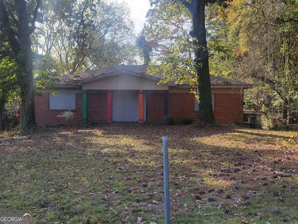 974 Bolton Road NW, Atlanta, GA 30331