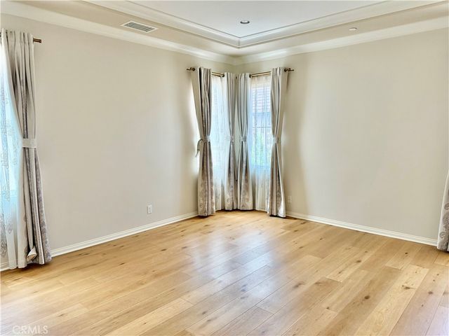 102 Chestnut Grove, Irvine, CA 92620