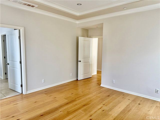 102 Chestnut Grove, Irvine, CA 92620