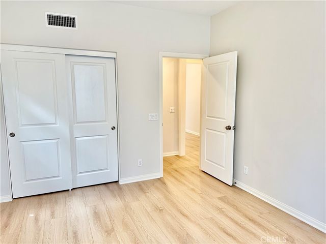 102 Chestnut Grove, Irvine, CA 92620