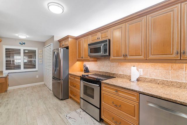 6500 SUNSET WAY 121, St Pete Beach, FL 33706