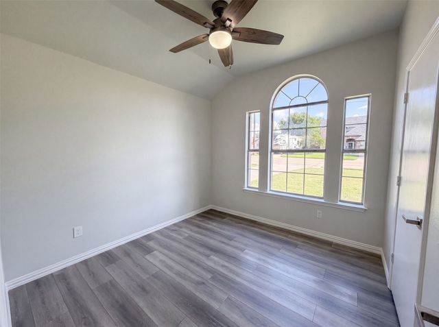 309 Marshall Creek Road, Roanoke, TX 76262