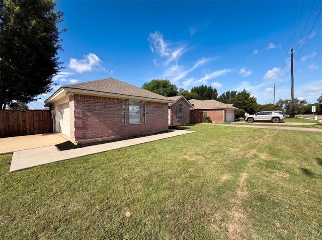 309 Marshall Creek Road, Roanoke, TX 76262