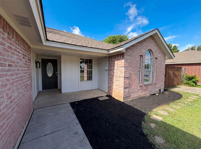 309 Marshall Creek Road, Roanoke, TX 76262