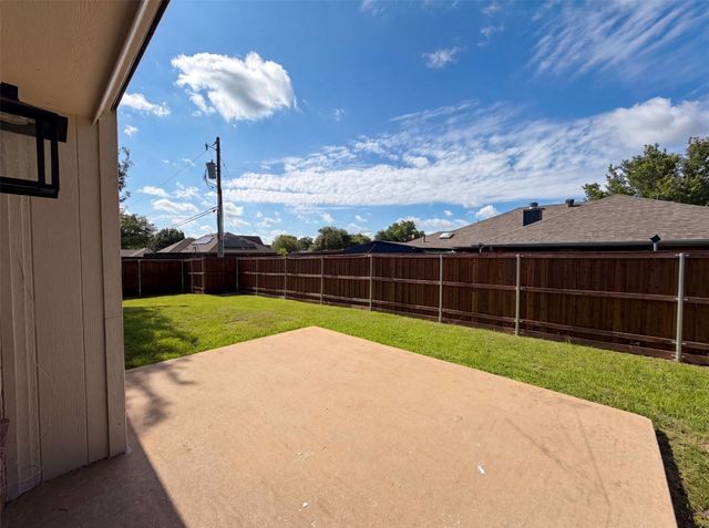 309 Marshall Creek Road, Roanoke, TX 76262