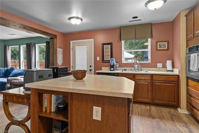 810 Bitting Hall Drive, Rural Hall, NC 27045