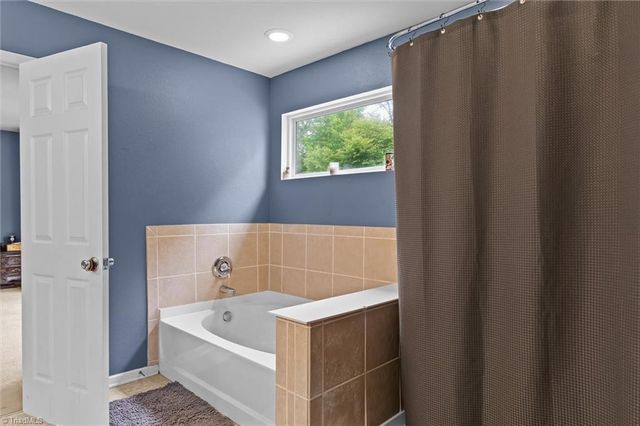 810 Bitting Hall Drive, Rural Hall, NC 27045