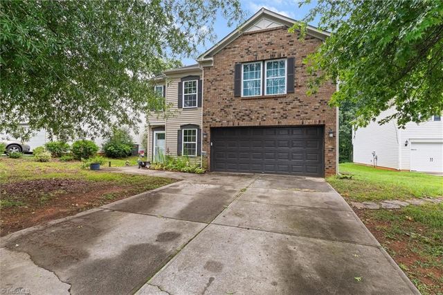 810 Bitting Hall Drive, Rural Hall, NC 27045