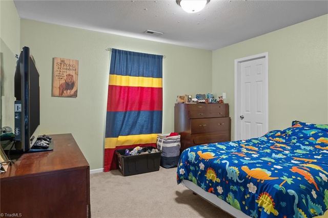 810 Bitting Hall Drive, Rural Hall, NC 27045