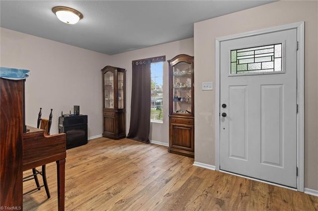 810 Bitting Hall Drive, Rural Hall, NC 27045