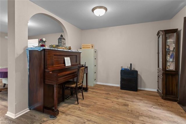810 Bitting Hall Drive, Rural Hall, NC 27045