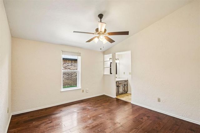 2125 Goodrich Drive, Moore, OK 73170