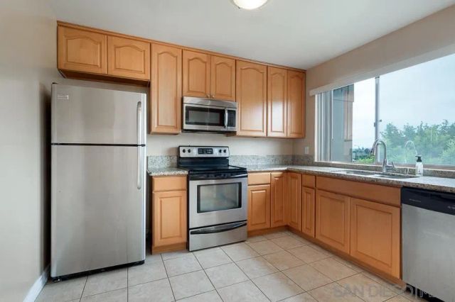 6269 Caminito Salado, San Diego, CA 92111