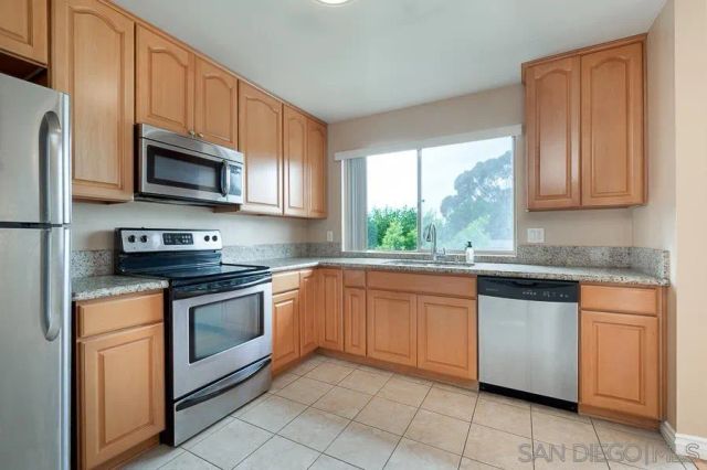 6269 Caminito Salado, San Diego, CA 92111