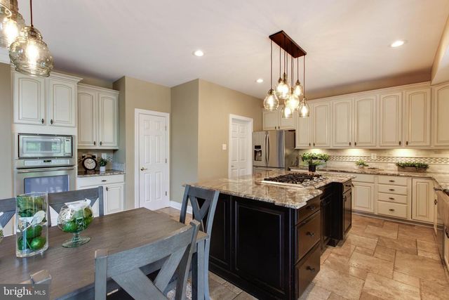 1987 TURNBERRY CT, Finksburg, MD 21048